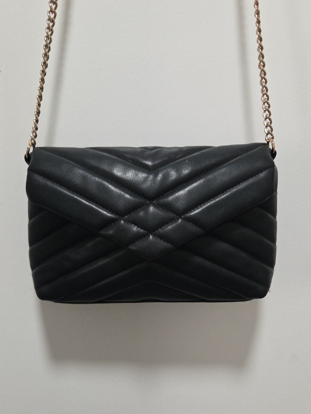H&M Black Quilted Crossbody Bag with Gold Chain